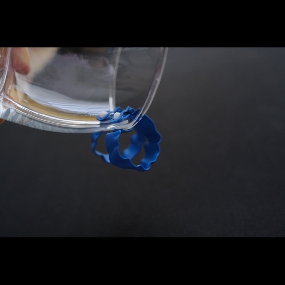 NEW Earring EarClip Simple Design - Picture 3 of 5